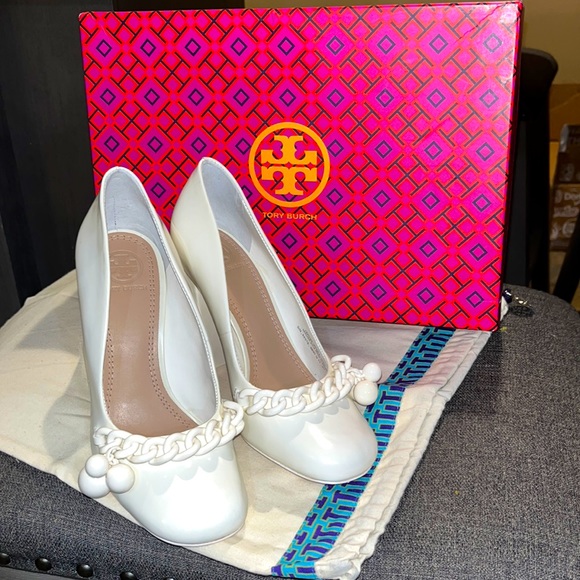 Tory Burch Size 5 nwt - Picture 2 of 2